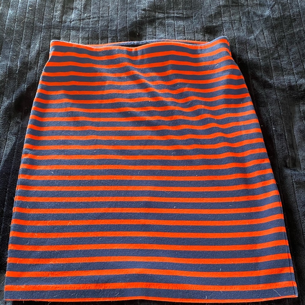 Shorter pencil skirt